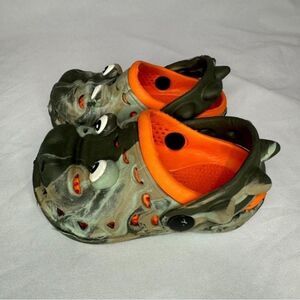 Capelli Crocodile Slip on a shoes Size 5